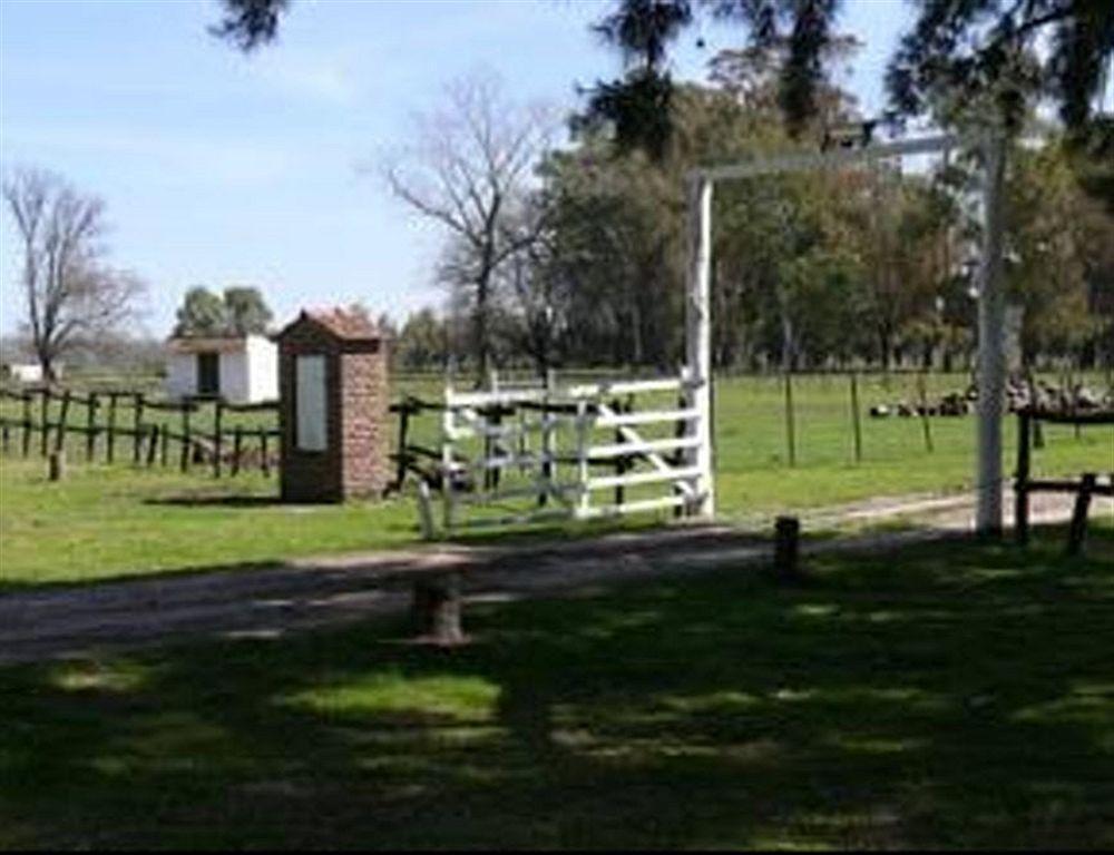 Hotel De Campo La Morena Ezeiza Esterno foto