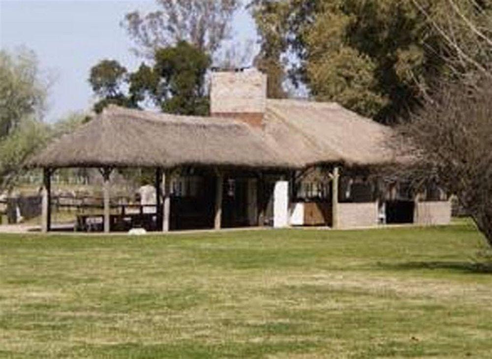 Hotel De Campo La Morena Ezeiza Esterno foto